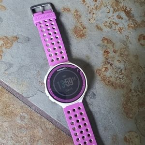 Garmin Forerunner 220 GPS Running Watch